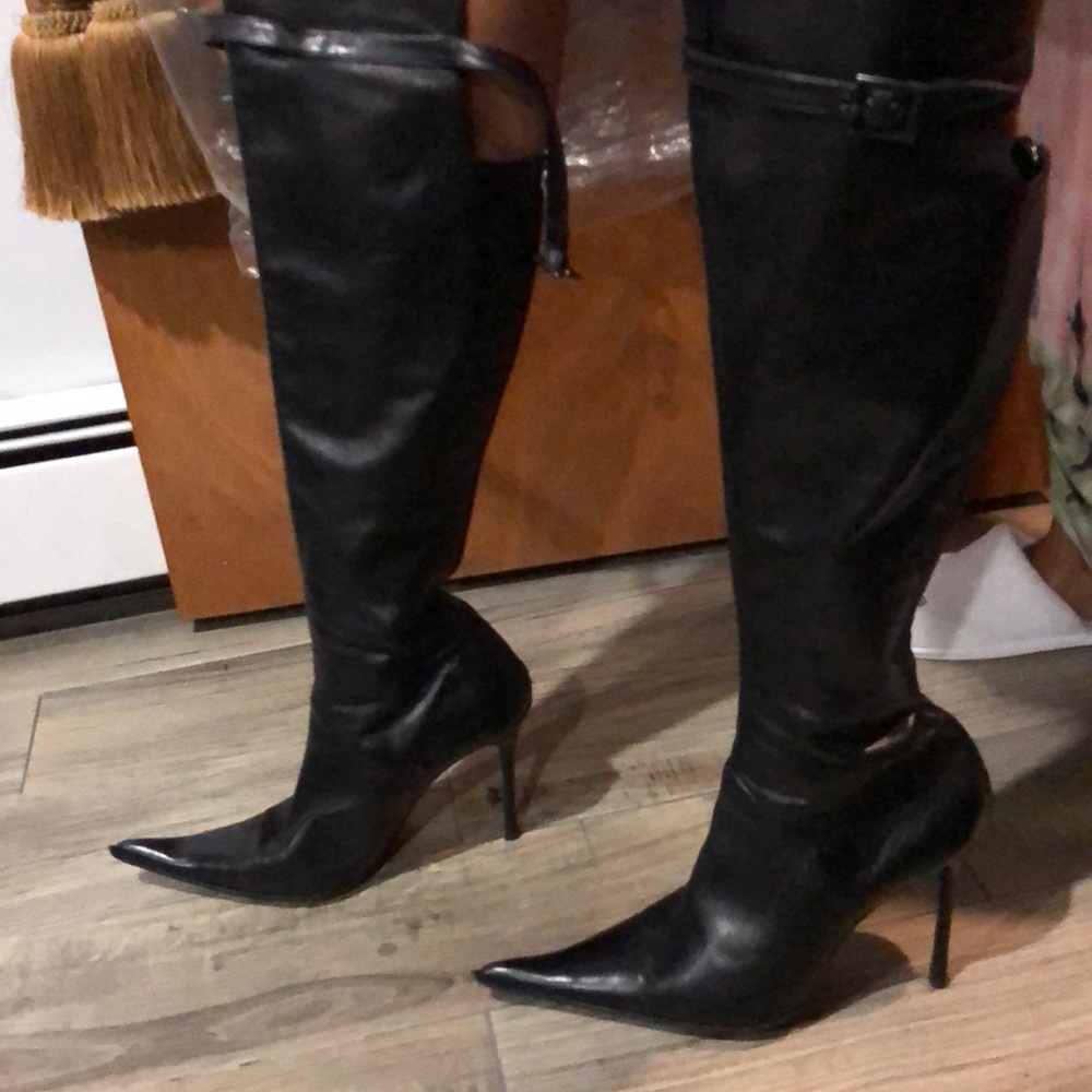 Thigh high Boots